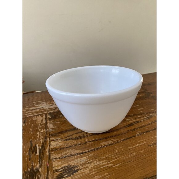 Vintage Pyrex White Milk Glass Mixing Bowl Smallest Nesting Bowl - Picture 1 of 6